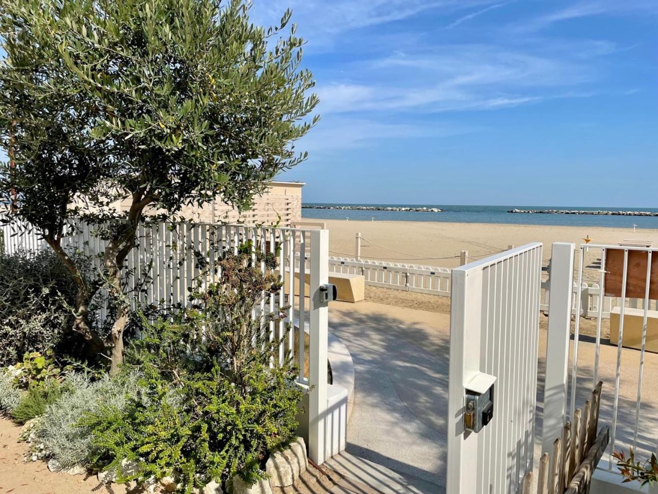 Villa Le Agavi Luxory Beach Surfhouse Bellaria-Igea Marina Exterior foto